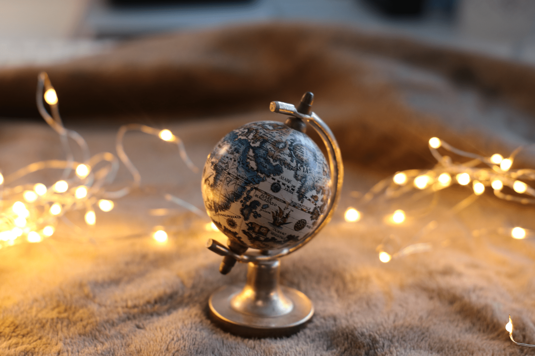 Unique, Thoughtful Gifts to Give Your Host Family Abroad - Verbal Gold Blog