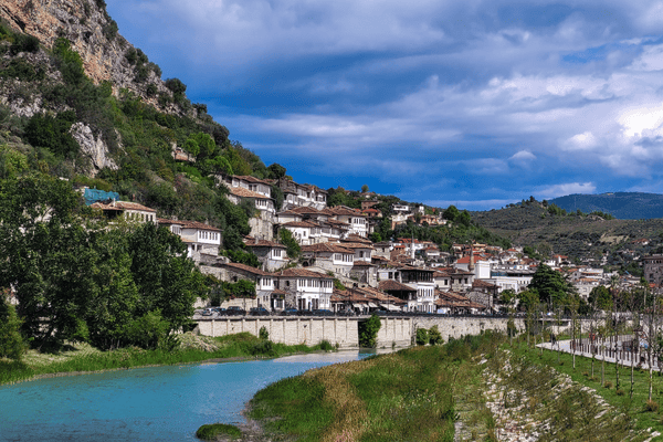 how to get to berat