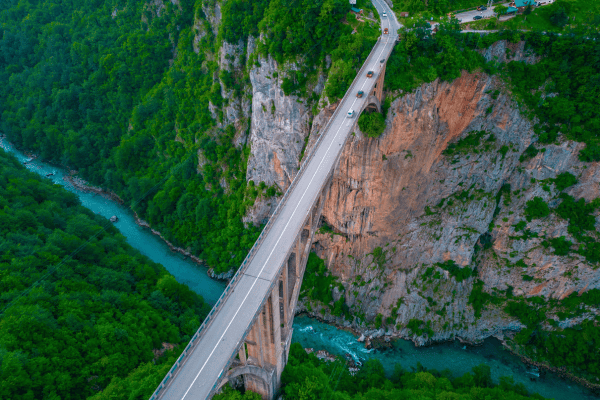 driving in montenegro