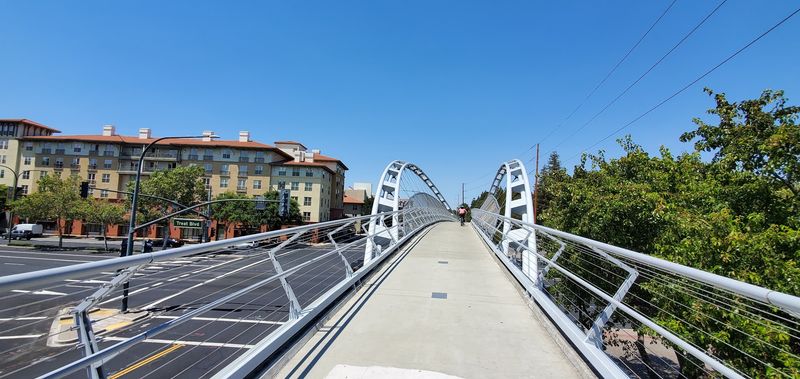 A 32-Mile Ribbon You Can Pedal Without Dodging A Single Car Lane