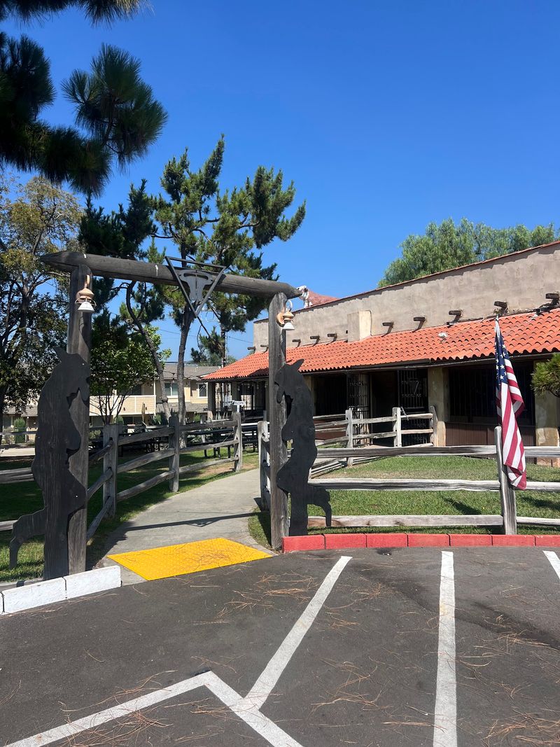 A Covered Wagon Out Front Means You Found The Right Steakhouse A Covered Wagon Out Front Means You Found The Right Steakhouse