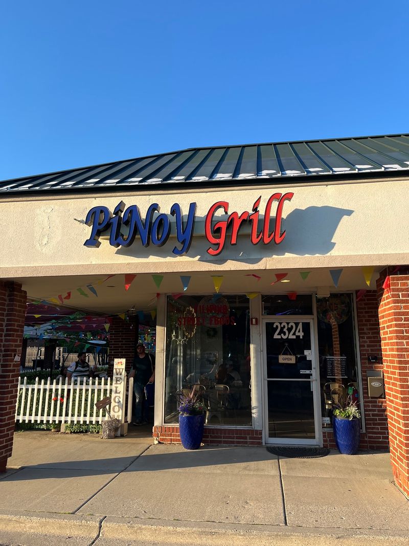 A Filipino Street Food Stop on Rand Road