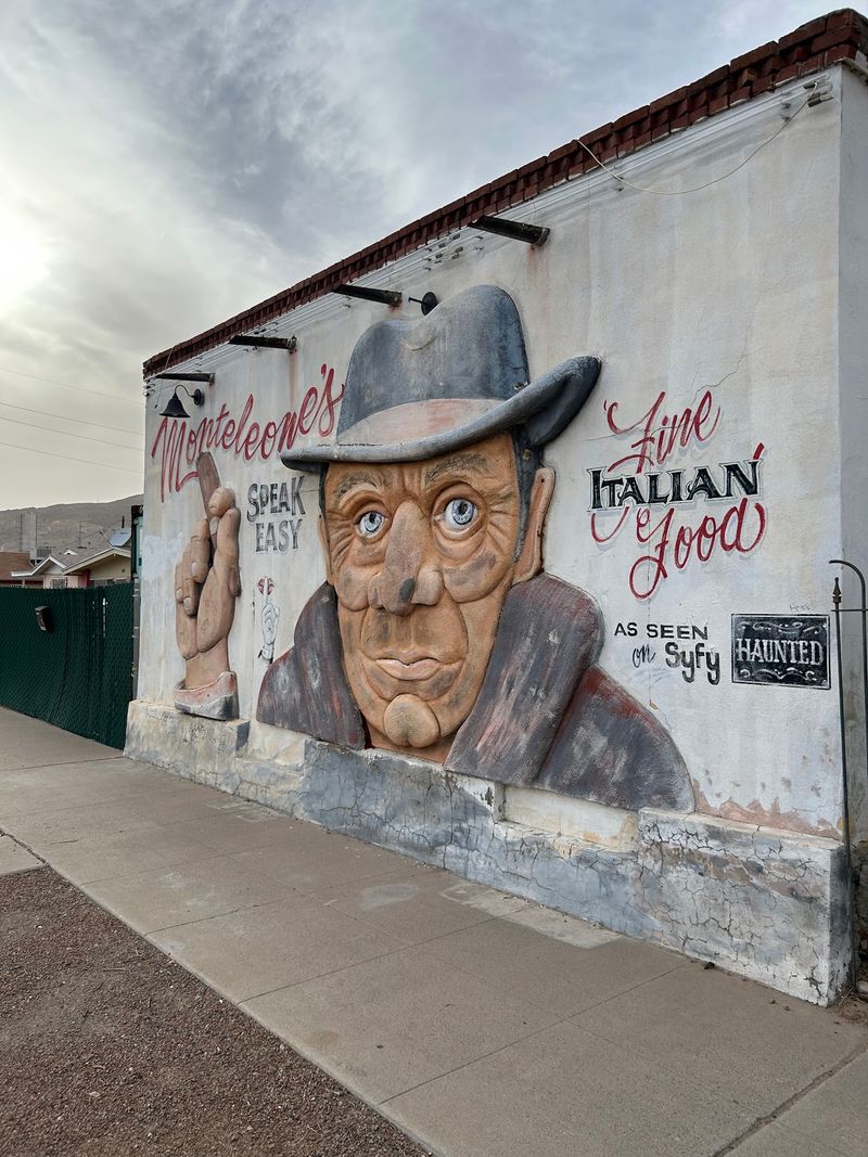A Gangster-Themed Landmark on Gateway Boulevard West