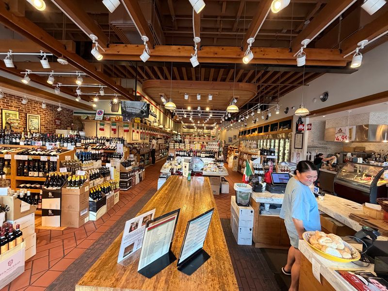 A Neighborhood Italian Wonderland Worth Crossing Arlington For A Neighborhood Italian Wonderland Worth Crossing Arlington For