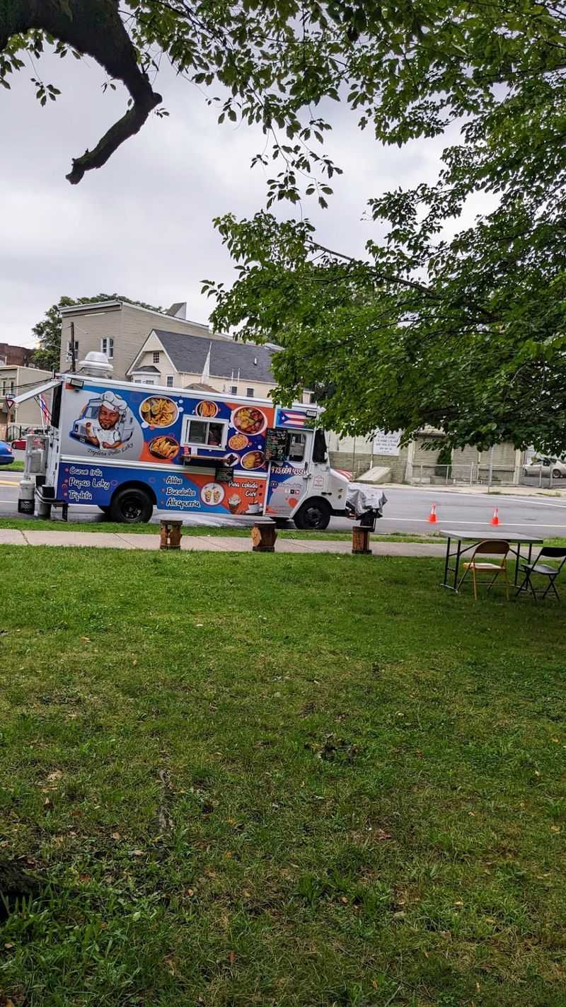 A Puerto Rican Kitchen On Wheels Worth Hunting Down