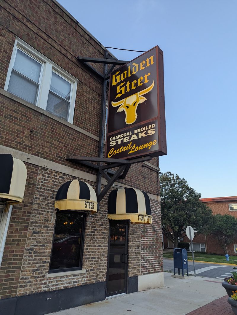 A Roosevelt Road Chophouse Since 1969 A Roosevelt Road Chophouse Since 1969