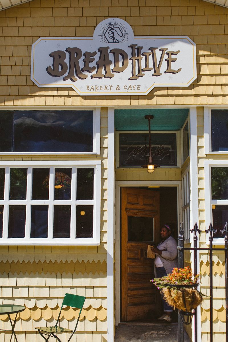 A West Side Corner Where Bread Gets Top Billing