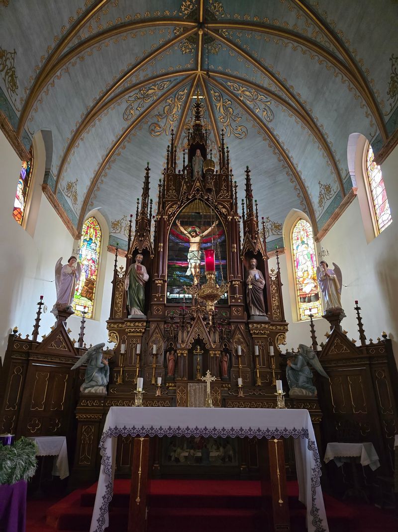 Altar, Statues, and a Sense of Majesty