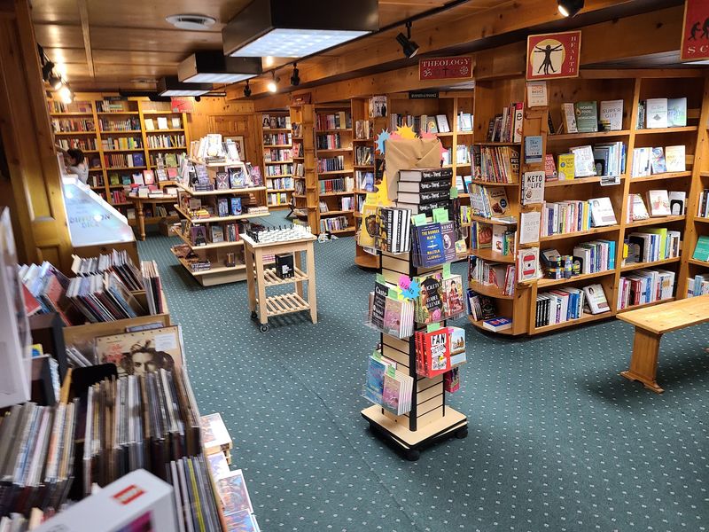 Author Signings And Book Clubs On The Calendar Author Signings And Book Clubs On The Calendar