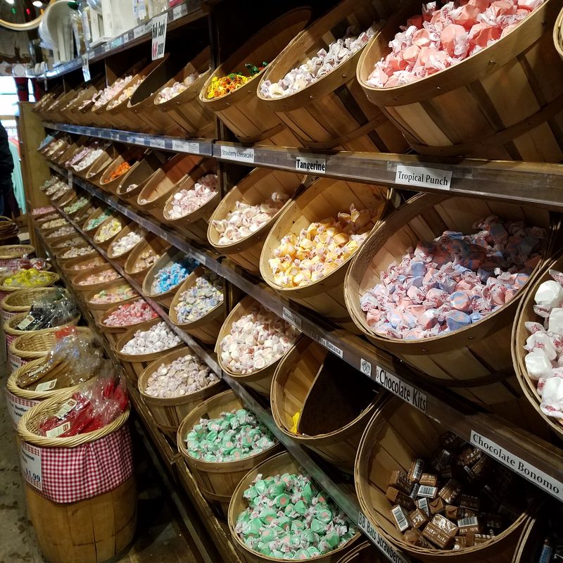 Baskets Of Candy You Thought Disappeared Years Ago Baskets Of Candy You Thought Disappeared Years Ago