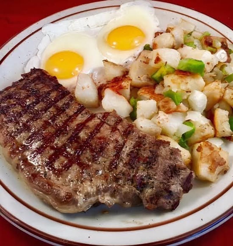 Chicken-Fried Steak With Gravy, The Diner Way