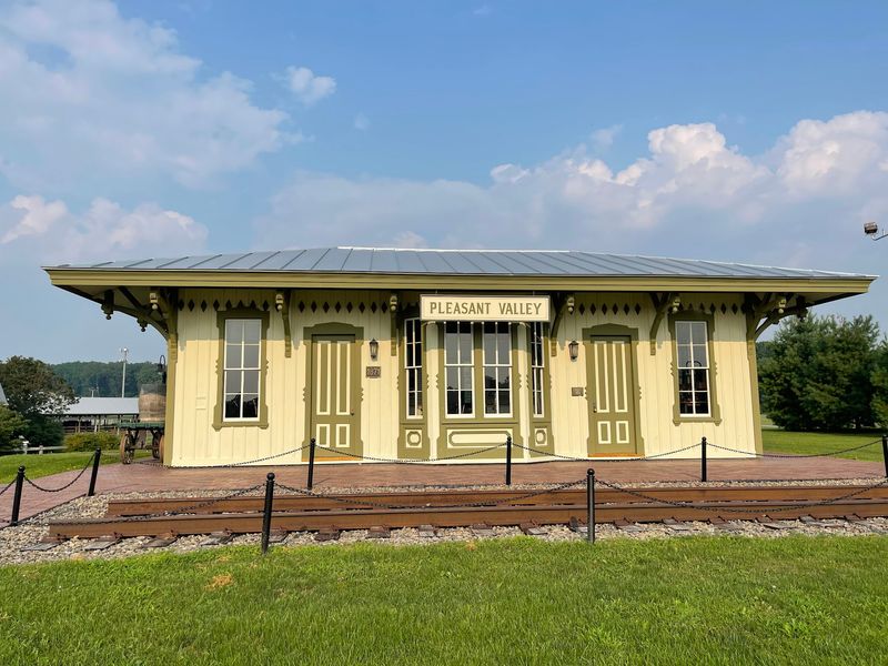Easy Ways To Reach The Village From Around New York