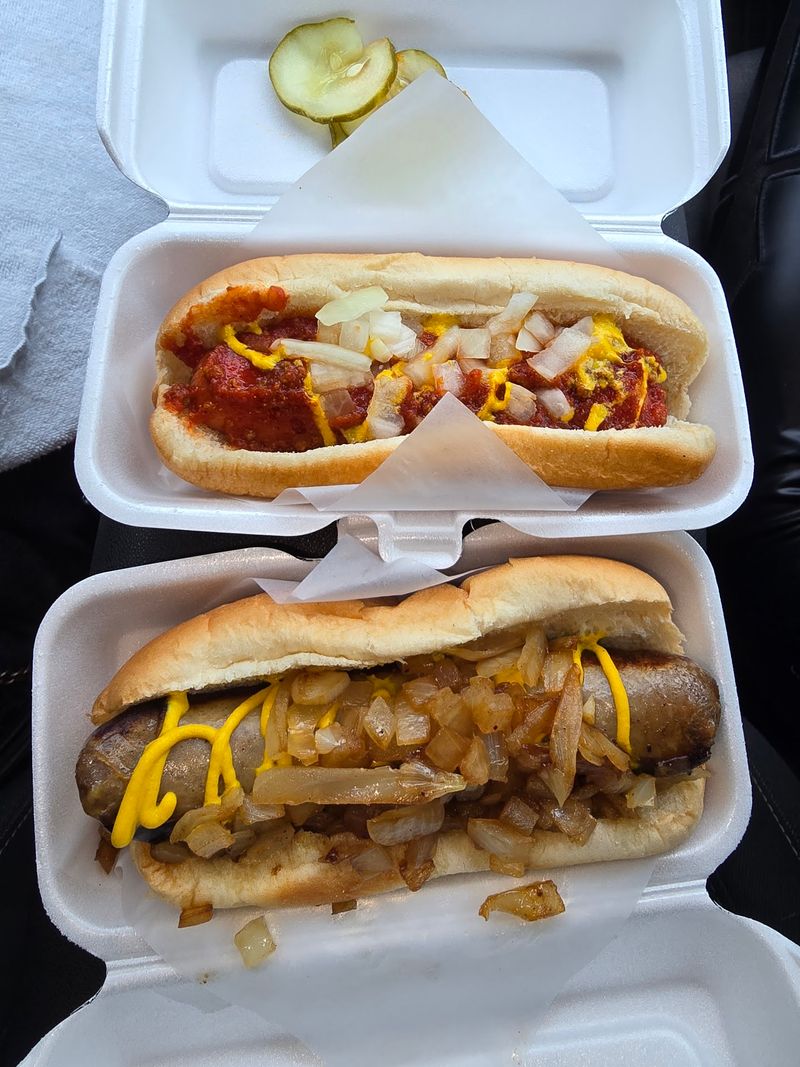Eight Decades Of Coneys Make This Drive-In A True Saginaw Survivor Eight Decades Of Coneys Make This Drive-In A True Saginaw Survivor