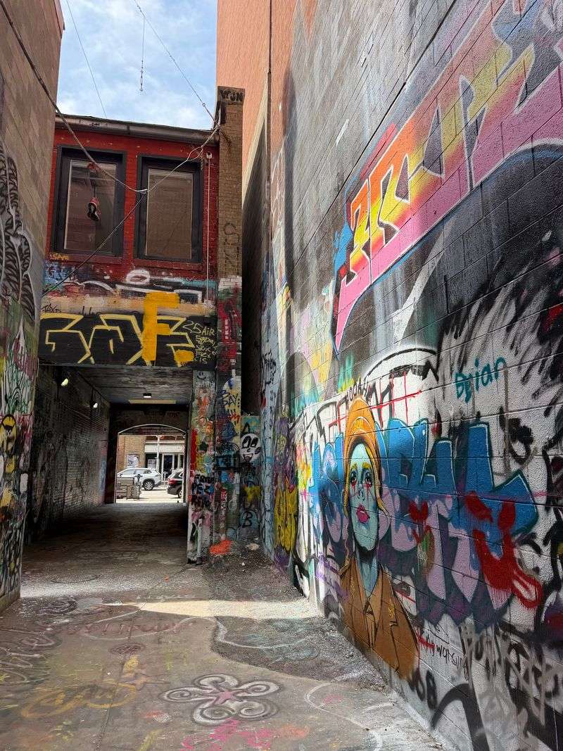 Finding The Entrance Off East Liberty Street Finding The Entrance Off East Liberty Street