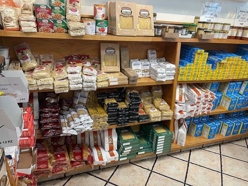 Fresh Pasta and an Aisle That Tempts Home Cooks Fresh Pasta and an Aisle That Tempts Home Cooks