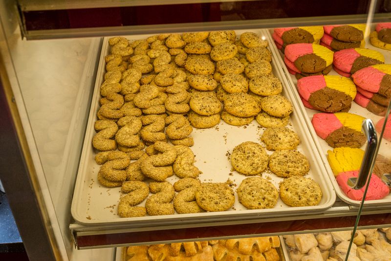 Grab A Tray, Pick Your Pan Dulce, Repeat Grab A Tray, Pick Your Pan Dulce, Repeat