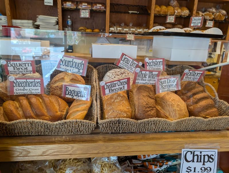 Grau Brot and Vollkorn Are the Loaves You Came For Grau Brot and Vollkorn Are the Loaves You Came For