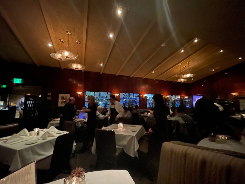 Live Music Turns Dinner Into A Night Out Live Music Turns Dinner Into A Night Out