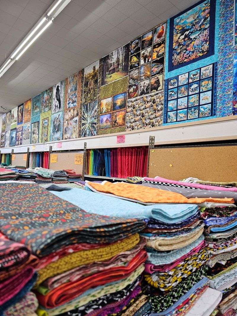 M & L Fabrics Discount Store