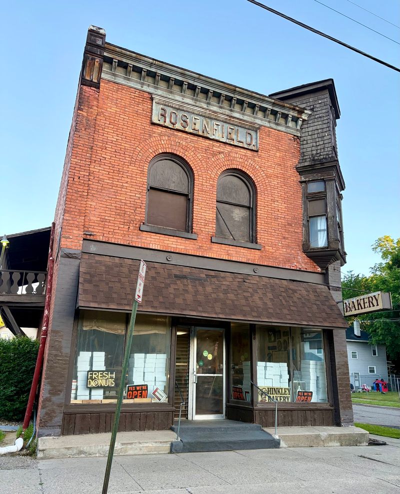 No Frills, Just A Neighborhood Bakery With Heart