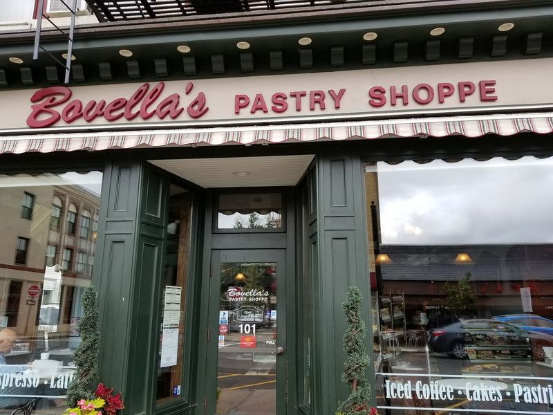 Open Seven Days, Even When Other Bakeries Rest