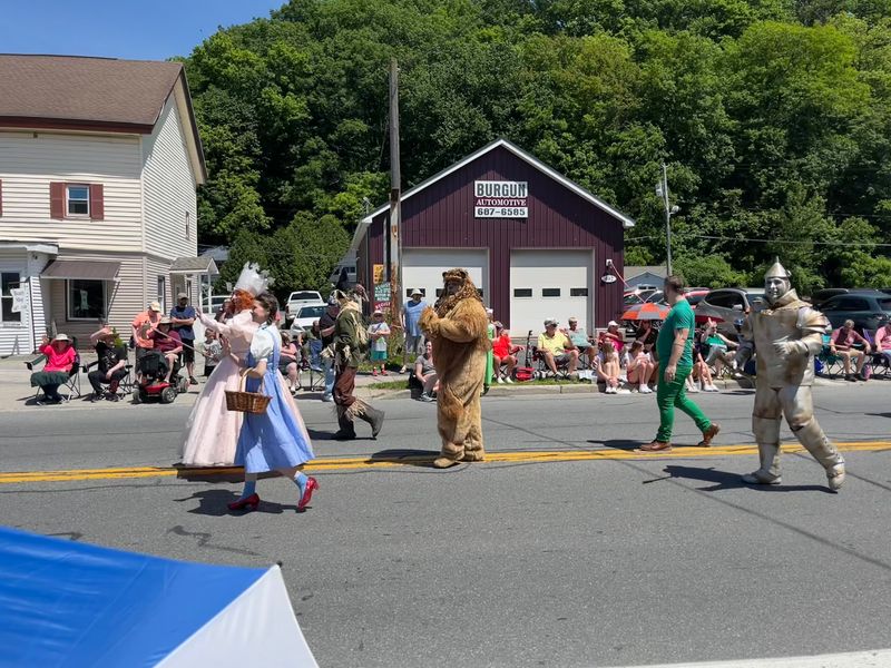 Oz-Stravaganza and the Rest of Your Visit Plan