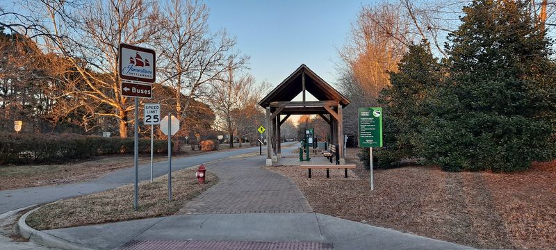 Parking Lots, Trailheads, and Current Closures Parking Lots, Trailheads, and Current Closures