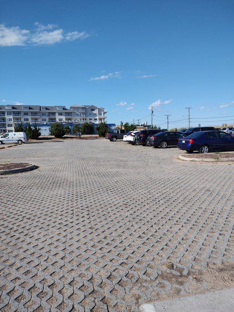 Parking That Won't Wreck Your Mood Parking That Won't Wreck Your Mood