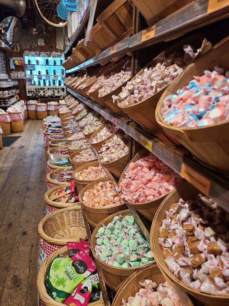 Pickle Taffy Is Real And Somebody Should Try It Pickle Taffy Is Real And Somebody Should Try It