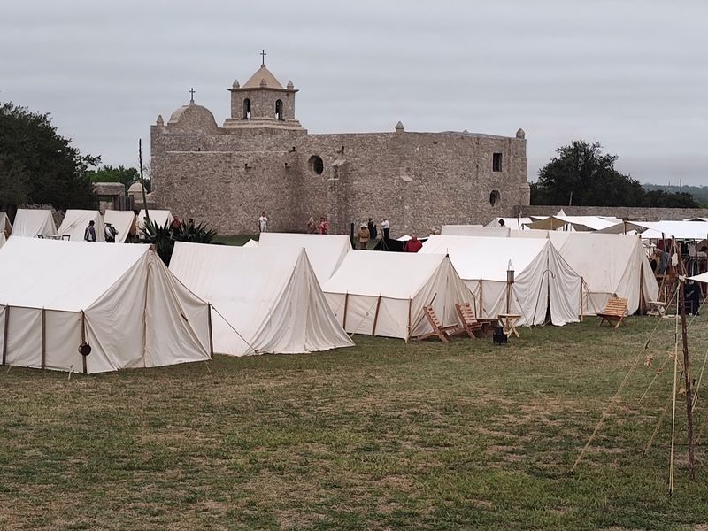 Reenactment Weekends and Candlelight Tours Reenactment Weekends and Candlelight Tours