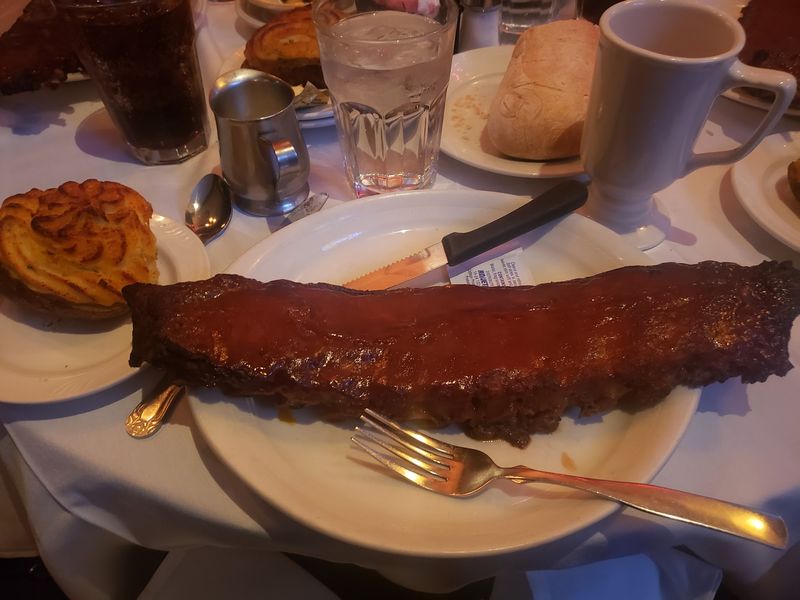 Ribs With a Loyal Following Ribs With a Loyal Following
