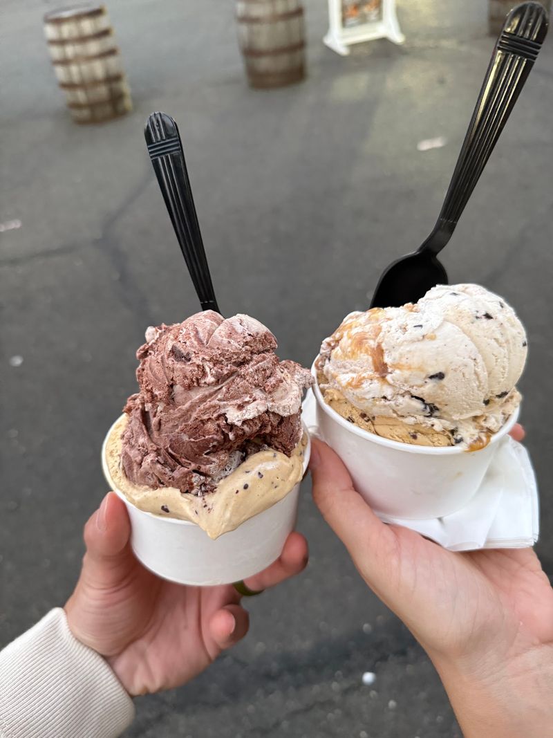 Scoops So Big The Junior Size Feels Like A Dare Scoops So Big The Junior Size Feels Like A Dare