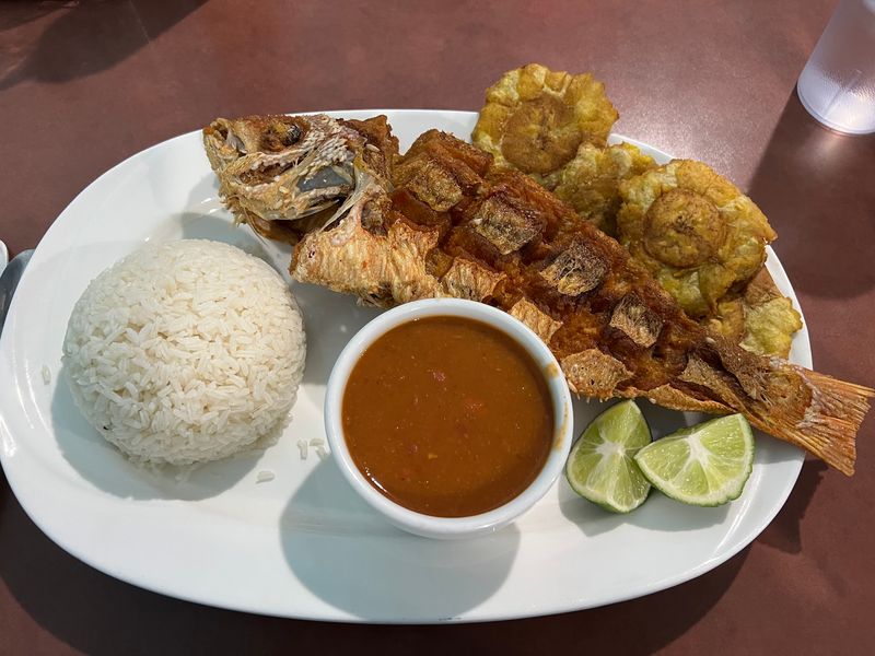 Seafood Plates That Taste Like A Day On The Coast Seafood Plates That Taste Like A Day On The Coast