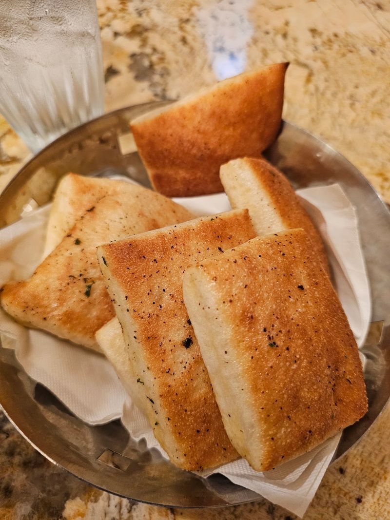 The Bread Basket That Ruins Any Plan To Pace Yourself The Bread Basket That Ruins Any Plan To Pace Yourself