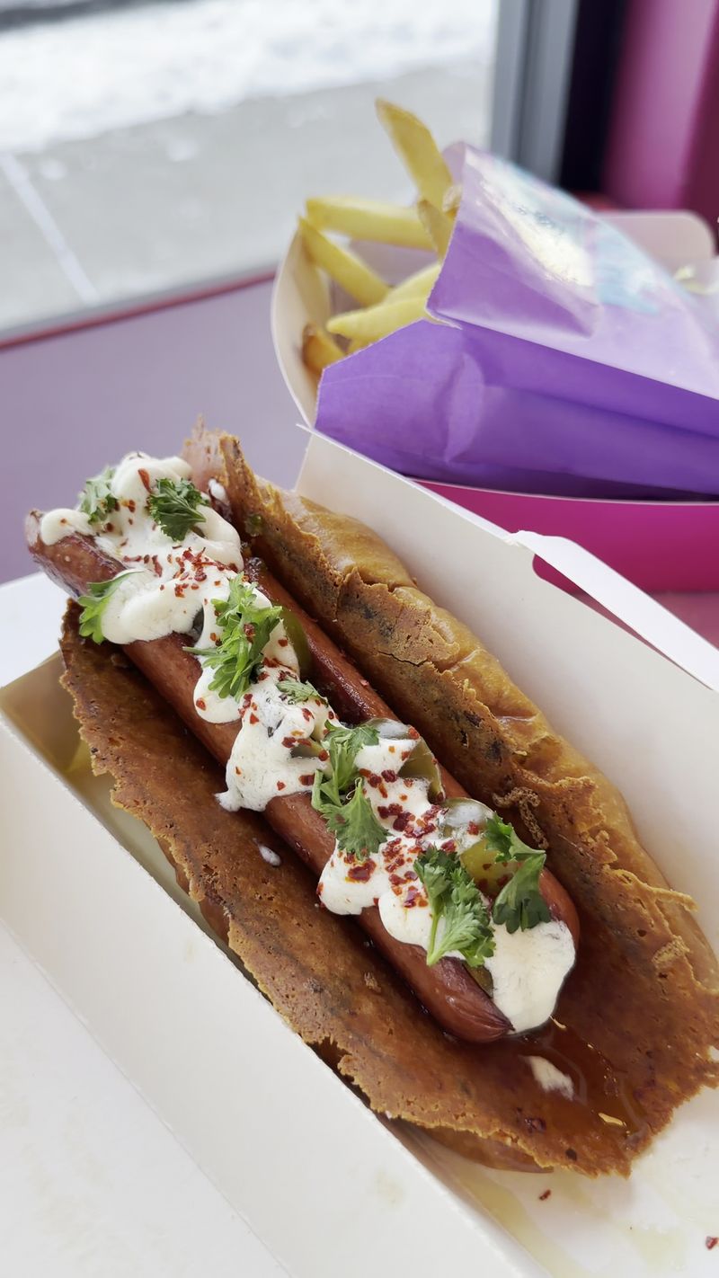 The Hot Dog That Steals Plenty Of Thunder The Hot Dog That Steals Plenty Of Thunder
