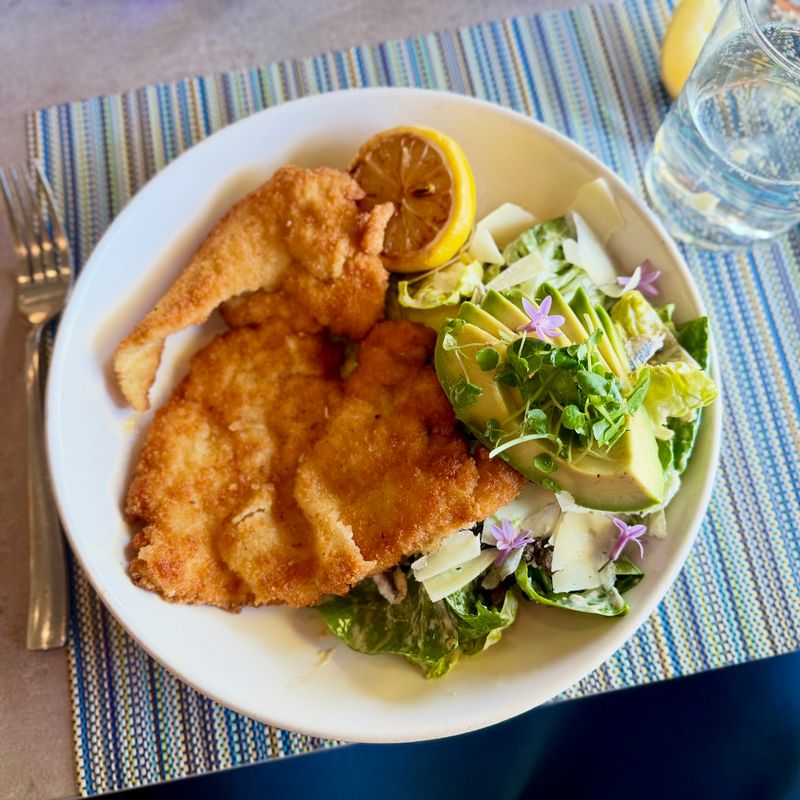 Tisza Bistro Tisza Bistro