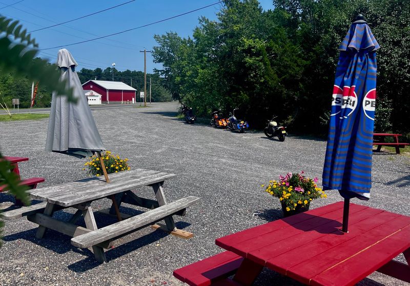 Why This Little Kitchen Earns A Spot On Your Road Trip List