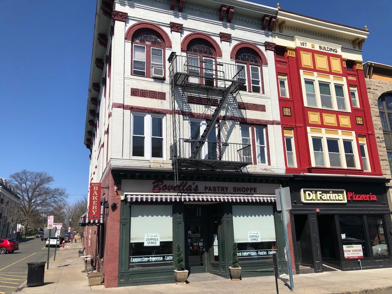Why This Old-School Pastry Stop Still Earns A Detour