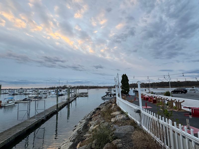 Window Seats, Marina Views, And A Patio Breeze Window Seats, Marina Views, And A Patio Breeze