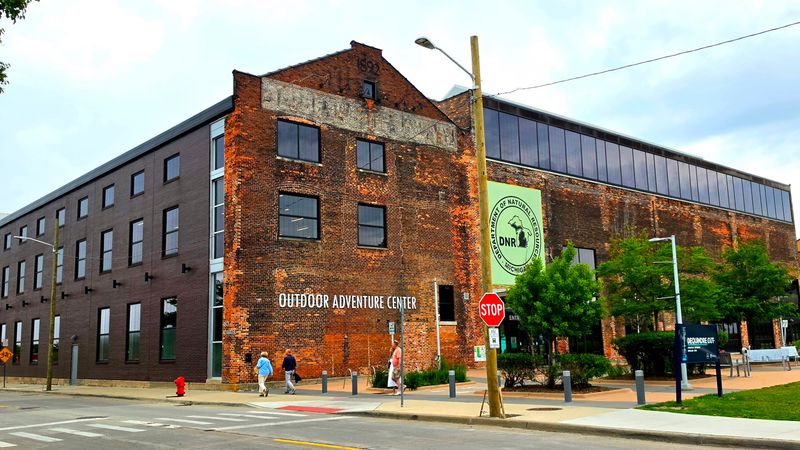 Your Game Plan For An Easy Riverfront Visit