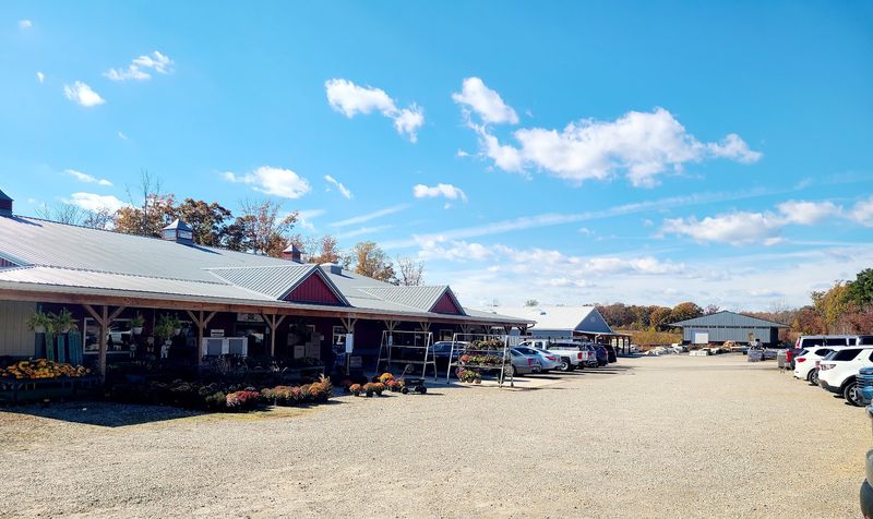 Your Quick Roadside Stop Is About to Turn Into a Whole Afternoon Your Quick Roadside Stop Is About to Turn Into a Whole Afternoon