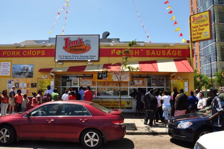 This Little Chicago Polish Sausage Stand Has Grilled Onions And Snappy Links At The Same Window Since 1939