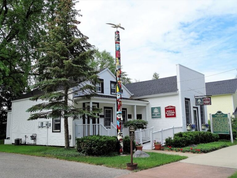 9 Native American Cultural Sites In Michigan That Most Residents Have Never Visited