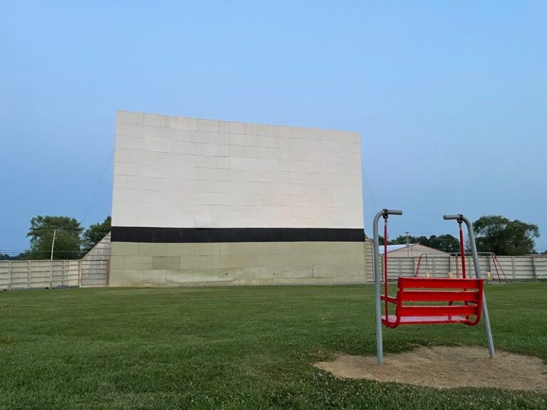 This Virginia Drive-In Survived Closing Down and Is Still Showing Movies After 70 Years