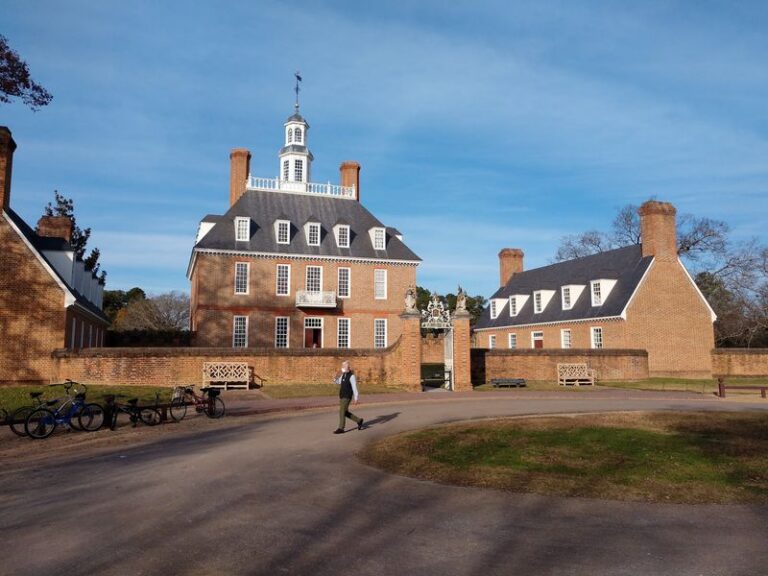 This 52-Mile Virginia Trail Links Two Historic Cities and Rolls Past Plantation Ruins Most Drivers Never See