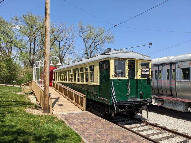 This Volunteer-Run Illinois Museum Lets Your Family Ride Trolleys Built As Early As 1887 Right Along The Fox River