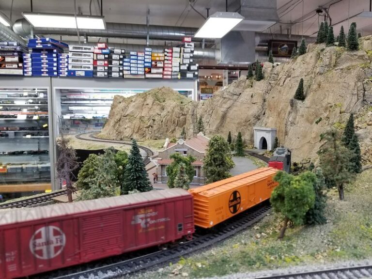 This Family-Owned California Train Shop Has Kept Model Railroaders Hunting For Locomotives Since 1985