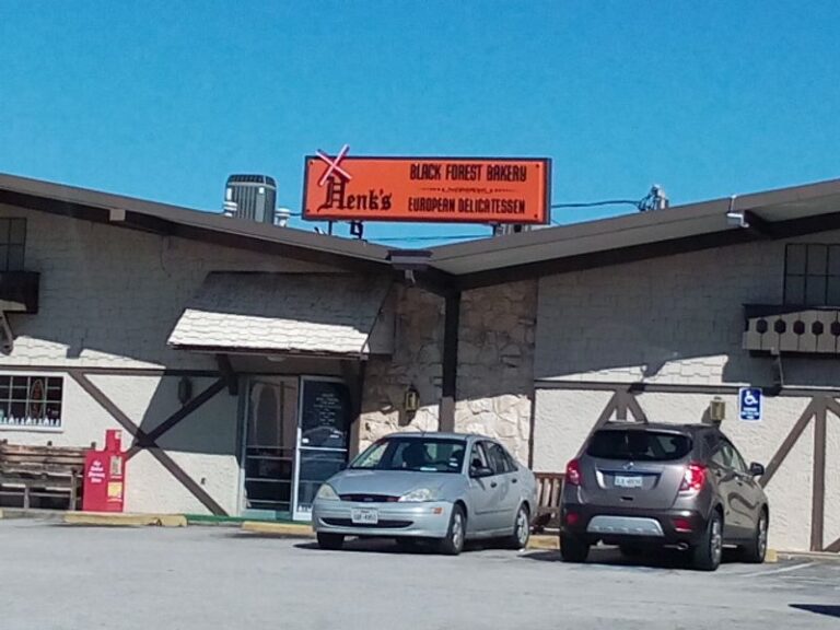 This Texas German Deli Serves Sausages And Strudel So Authentic It Feels Like A Trip Abroad