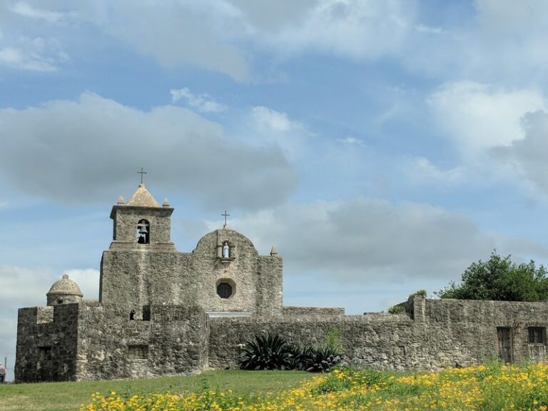 This Texas Fort Is The Only Fully Restored Spanish Colonial Fort In North America