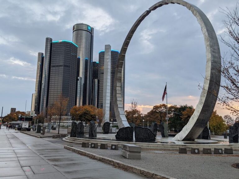 The Free Detroit Jazz Festival Fills Downtown Michigan With Hundreds Of Musicians Every Labor Day Weekend